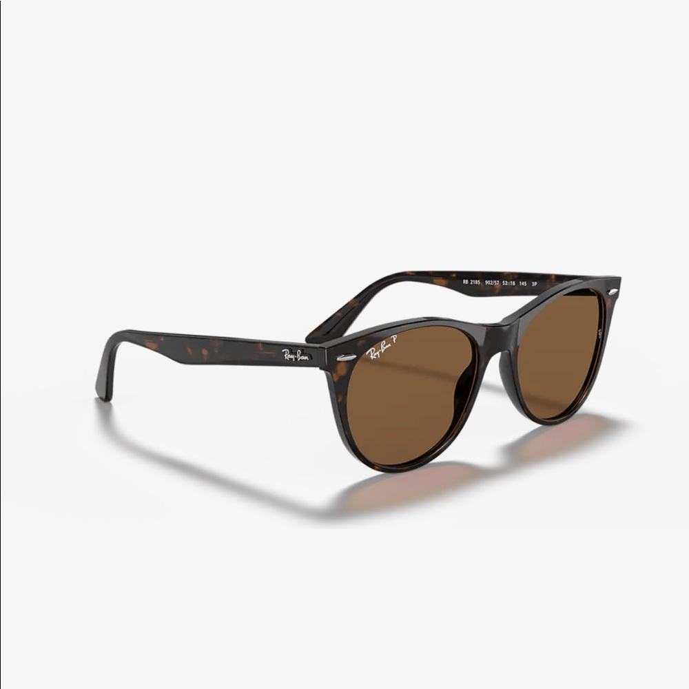 Ray ban P